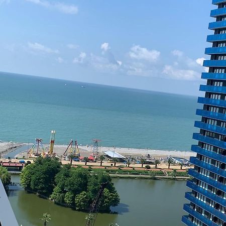 Orbi City Elit Class Suit Batumi Exterior foto